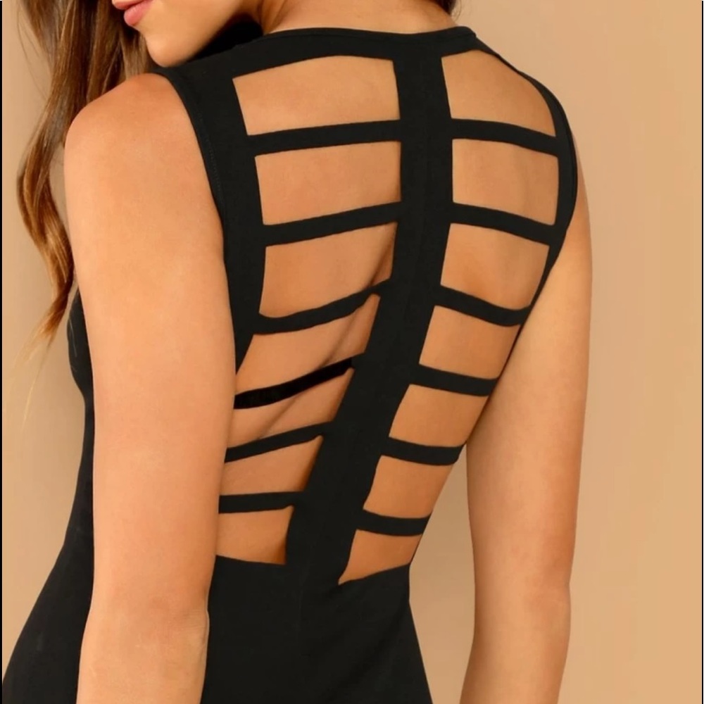 Caged Back Bodycon - Picture 4 of 6